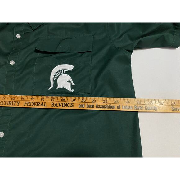 Michigan State Spartans Fishing Shirt – Men’s Large, Short Sleeve Button-Up - Picture 3 of 11